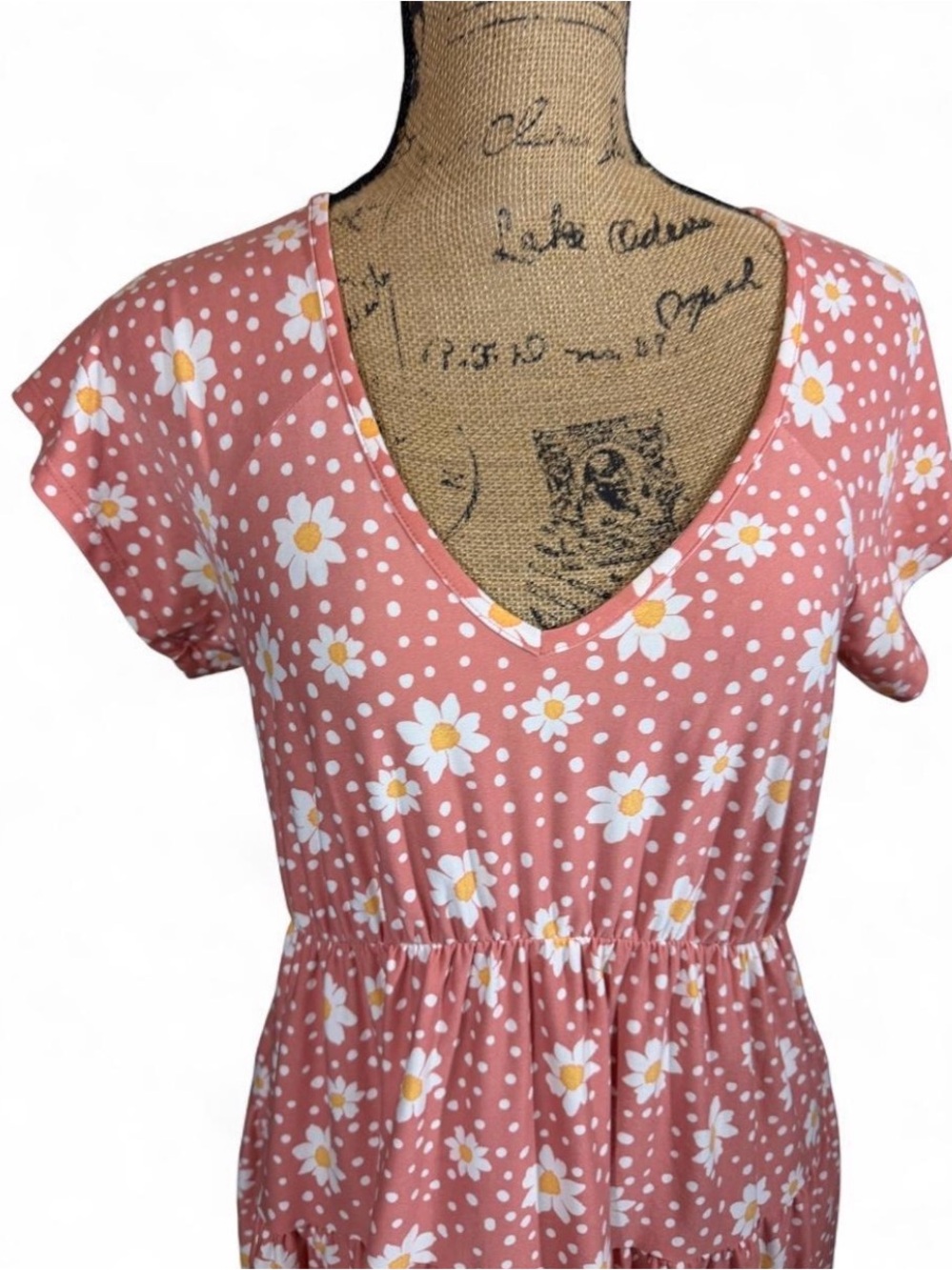 Cottagecore Fairycore Women's large pink dress with tiny daisies no boundaries - Picture 2 of 4